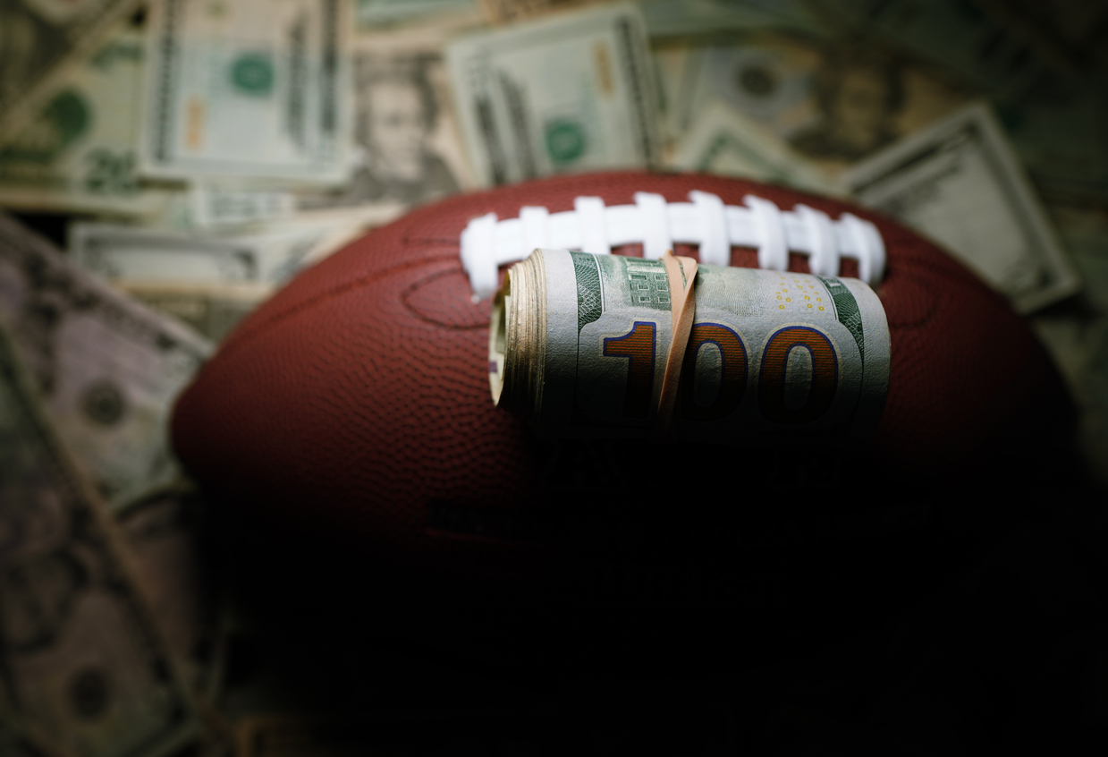 NIL Money: How Athletes Can Manage their Income